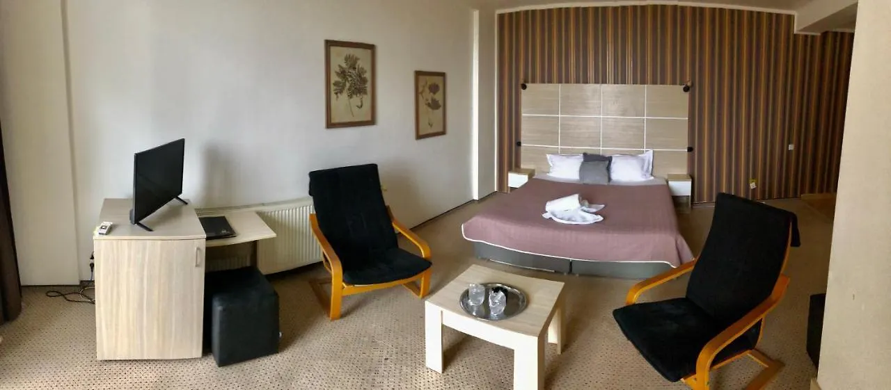 Hotel Mon Caprice Bükreş