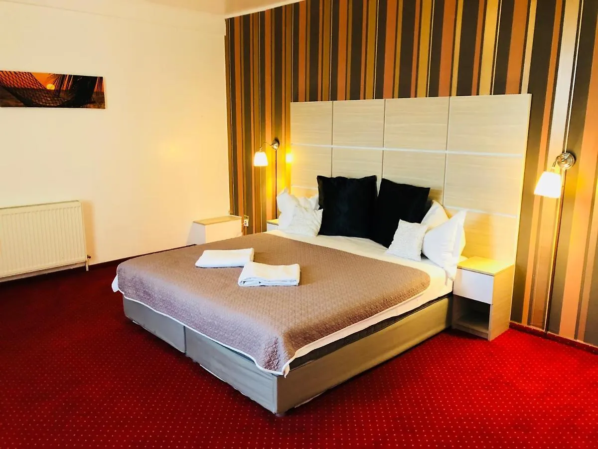 Hotel Mon Caprice Bükreş Romanya