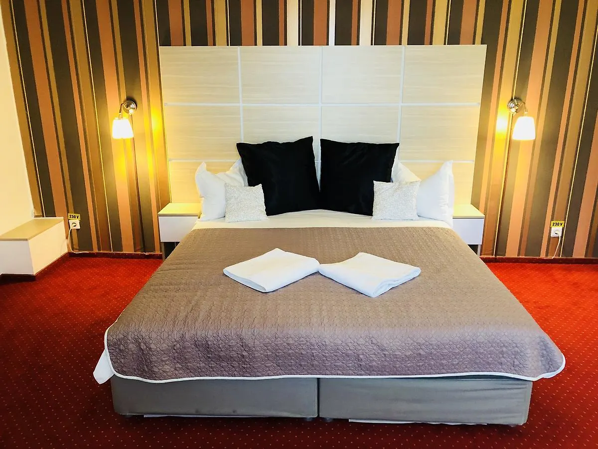 Hotel Mon Caprice Bucharest